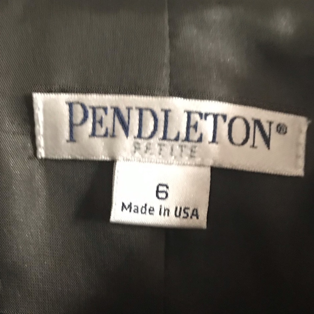 Pendleton pants suit - Picture 3 of 5
